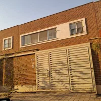 منزل ویلایی شهرک امید شاهین شهر