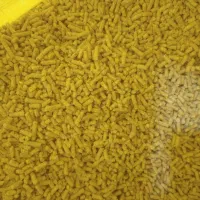 دان مرغ تخم گذار کارخانه ای
