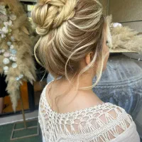 آموزش شینیون صفر تا صد به صورت کاملا حرفه ای|خدمات آموزشی|سبزوار, امیر کبیر|دیوار