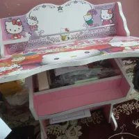 میز تحریر و مبل و جلو مبلی کودک درحد نو