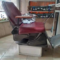 صندلی آرایشگاه و صندلی انتظار  و ویترین