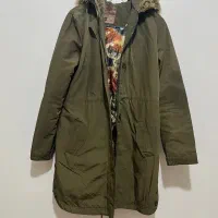 لباس زمستانه در حد نو|لباس|ساری, |دیوار