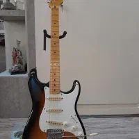 گیتار الکتریک squier classic vibe 50's استرت