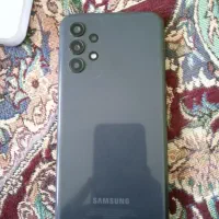 گوشی معامله هستم