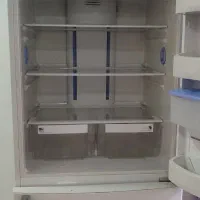 فروش یک دستگاه یخچال|یخچال و فریزر|زرقان, |دیوار