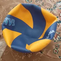 ۳ عدد توپ والیبال و فوتبال نو