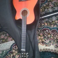 گیتار کلاسیک  نو برند دیاموند ۴/۴|گیتار، بیس، امپلیفایر|گرگان, |دیوار