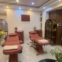 اجاره تخت فیشال در محیطی لاکچری مخصوص متخصصین پوست|اجارهٔ دفتر کار، اتاق اداری، مطب|اصفهان, بوستان آینه خانه|دیوار