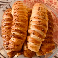 نان ها و رول ای خوشمزه ی خانگی با نوشِ دل