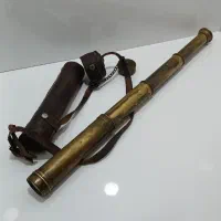 دوربین تک چشمی کهنه قدیمی