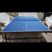 پینگ پنگ تندیس روی میز