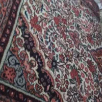 داره قالی با فرش نیمه کاره
