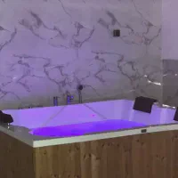 ویلاجکوزی|اجارهٔ کوتاهمدت ویلا و باغ|تالش, جوکندان|دیوار