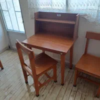 میز و صندلی کتابخانه ای