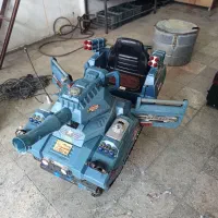 تکان دهنده|اسباب‌‌بازی|نقده, |دیوار