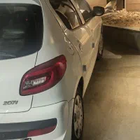 207 مدل 1401 سقف فلز|خودرو سواری و وانت|شیراز, ارم|دیوار