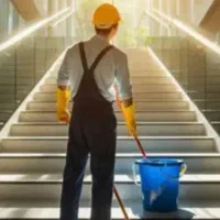 نظافتچی راه پله و ساختمان