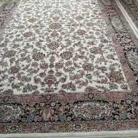 فرش ۹متری ماشینی و کناره دستباف قدیمی کشدار روفرشی