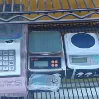 باسکول  ترازو  دوخت پلاستیک سلفون کش|فروشگاه و مغازه|رشت, منظریه|دیوار