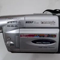 دوربین فیلمبرداری و عکاسی حرفه‌ای