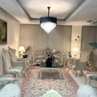 مبلمان ۹ نفره و میزغذاخوری ۸نفره ۲ صندلی اضافه