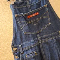 بیلر سوت دامنی|لباس|شاهینشهر, عطار|دیوار