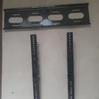 یک پایه تلویزیون دیواری از ۴۳ تا ۶۰ اینچ