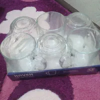 تعدادی ظروف شیشه ای نو داخل کارتون|ظروف سرو و پذیرایی|نسیم‌شهر, |دیوار