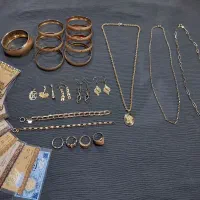 طلا و جواهرات