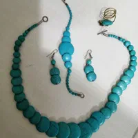 سرویس فیروزه آمریکایی