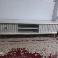 میزتلویزیون سالم عرض ۴۰ د.۱۵۰