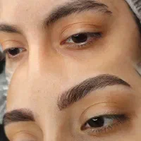 میکرو بلیدینگ و شیدینگ لب