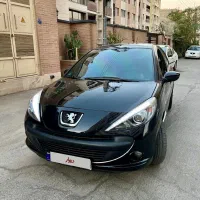 پژو ۲۰۷ اتوماتیک مدل ۱۴۰۲ سقف شیشه ای ( پاناروما )