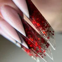 آموزشگاه تخصصی کاشت ناخن بامدرک فنی حرفه ای