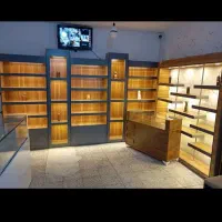 قفسه داروخانه p8دکور دخانیاتx4ویترین xc3میزشیشه ای