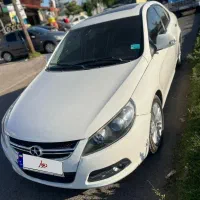 جک J5 اتوماتیک 1800cc، مدل ۱۳۹۴