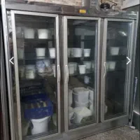 یخچال ویترینی
