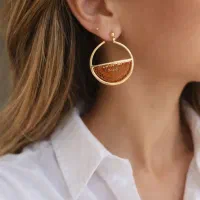 فروش انواع گوشواره و دستبند استیل