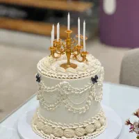 سفارش کیک تولد خامه‌ای فندانت