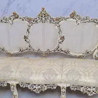 یک دست مبل سلطنتی با چوپ راش با ویترین چوپی