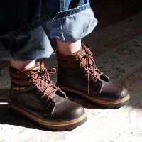 کفش کوهنوردی|کیف، کفش، کمربند|اصفهان, بهارستان|دیوار