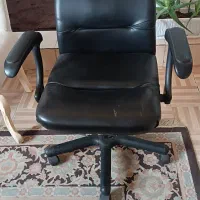 صندلی چرخدار اداری