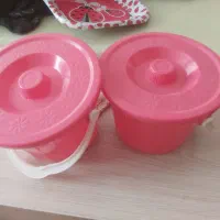 دوعدد ظرف در دار