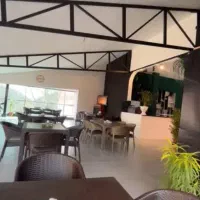 کمک آشپز و کارگر