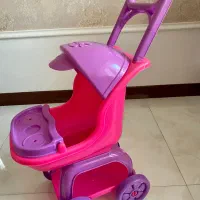 کالسکه عروسک و جرثقیل|اسباب‌بازی بچه|قم, باجک یک|دیوار