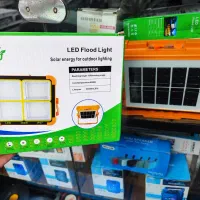 پرژکتور لامپ خورشیدی کمپ