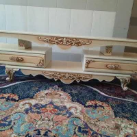 میز تلویزیون چوبی تمیز