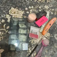 تمامی وسایل ناخن|آرایشگاه و سالن‌های زیبایی|رشت, انصاری|دیوار