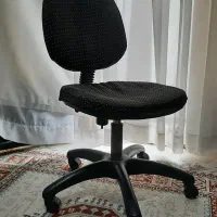 صندلی اداری در انبار بوده زیاد استفاده نشده