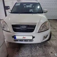 ماشین فوقالعاده تمیز و کارمندی